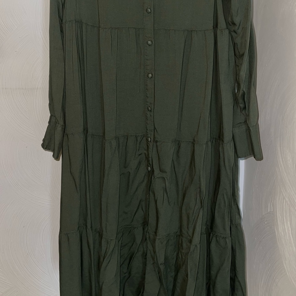 TIME AND TRU Green Long Sleeve Tiered Dress